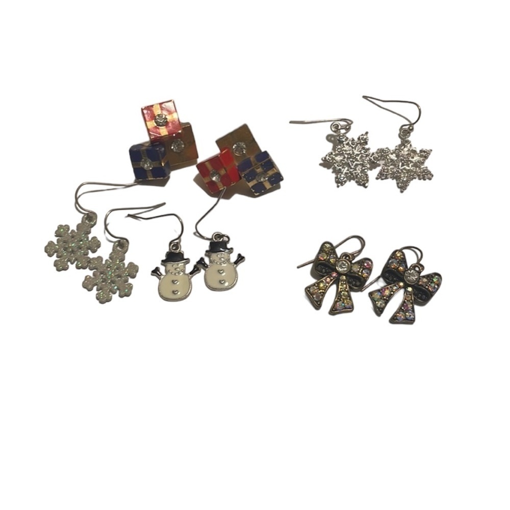 CHRISTMAS VINTAGE EARRINGS BUNDLE - Picture 2 of 7